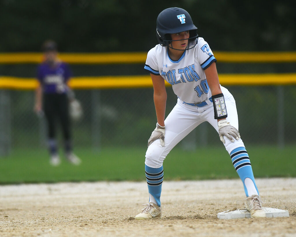 Olivia Mobley waits for the next at bat from second base during the game between Hickman